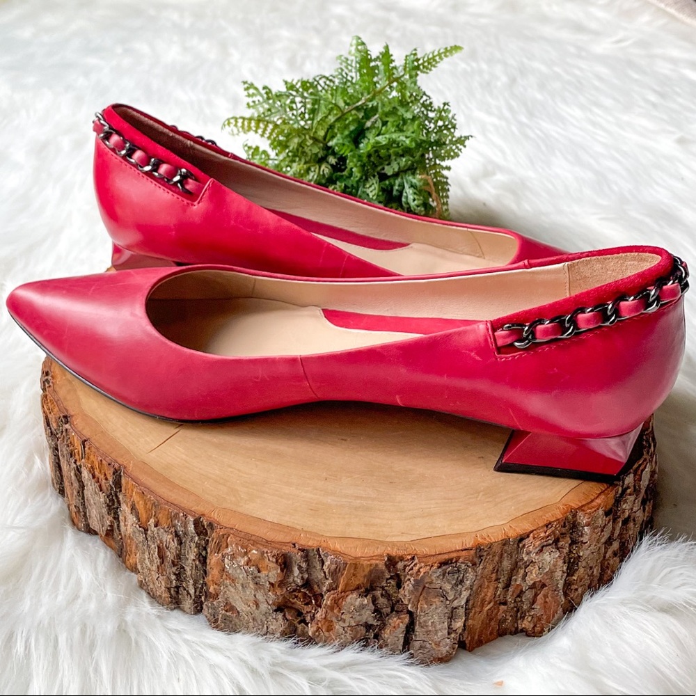 Carolinna Espinosa Cadence Red Leather Pointed Toe Chain Flats Heel Shoes 7.5